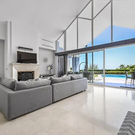 Elviria Mediterranean Luxury Villa *